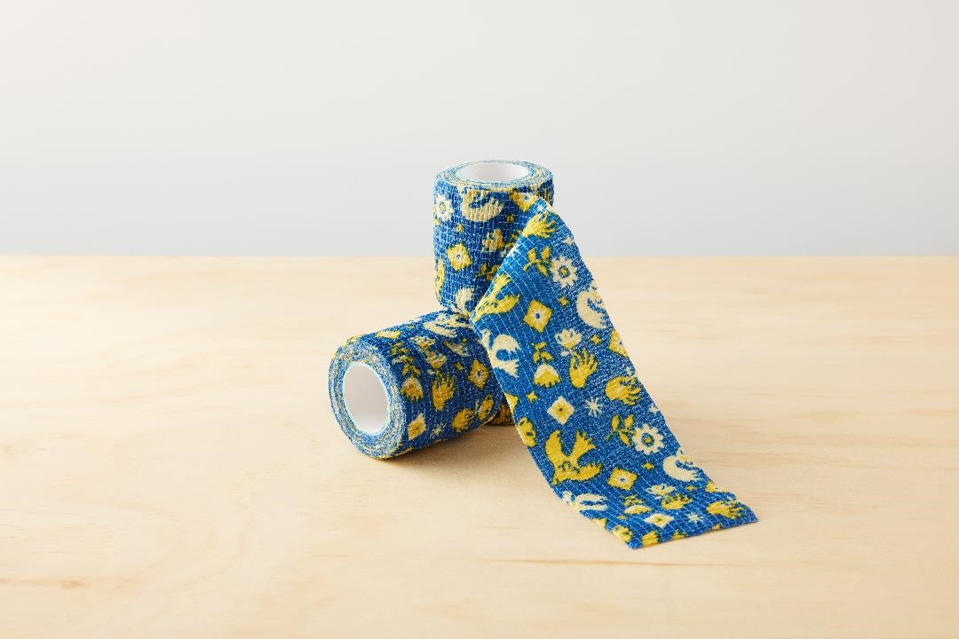 roll of bandage_blue